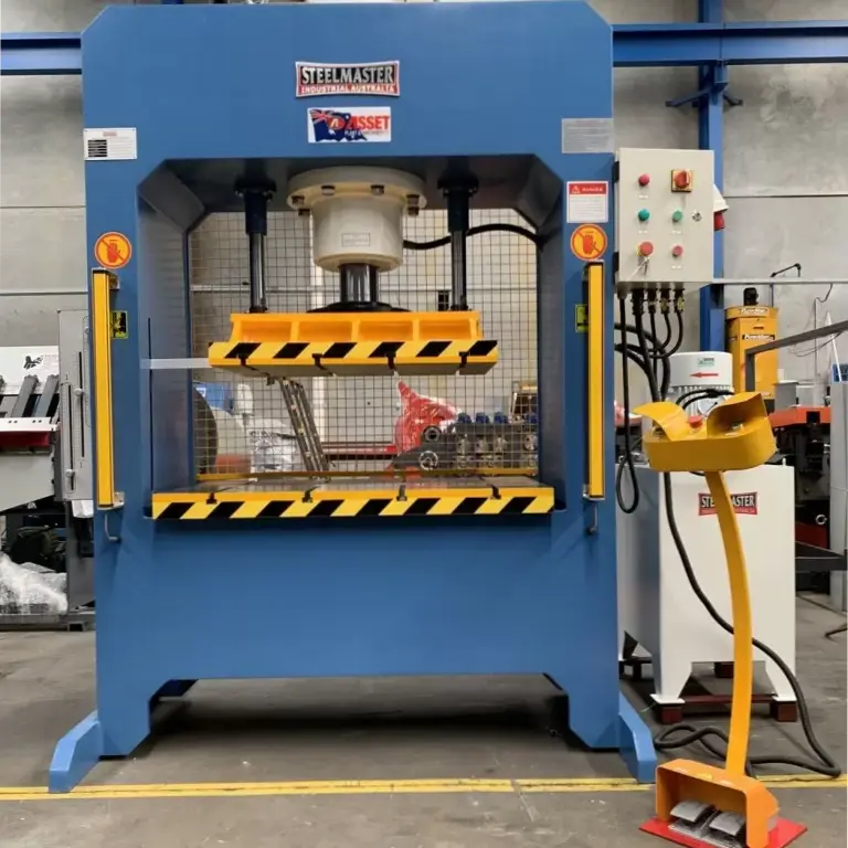 Hydraulic Press, 210 Ton Capacity, Heavy Duty Industrial