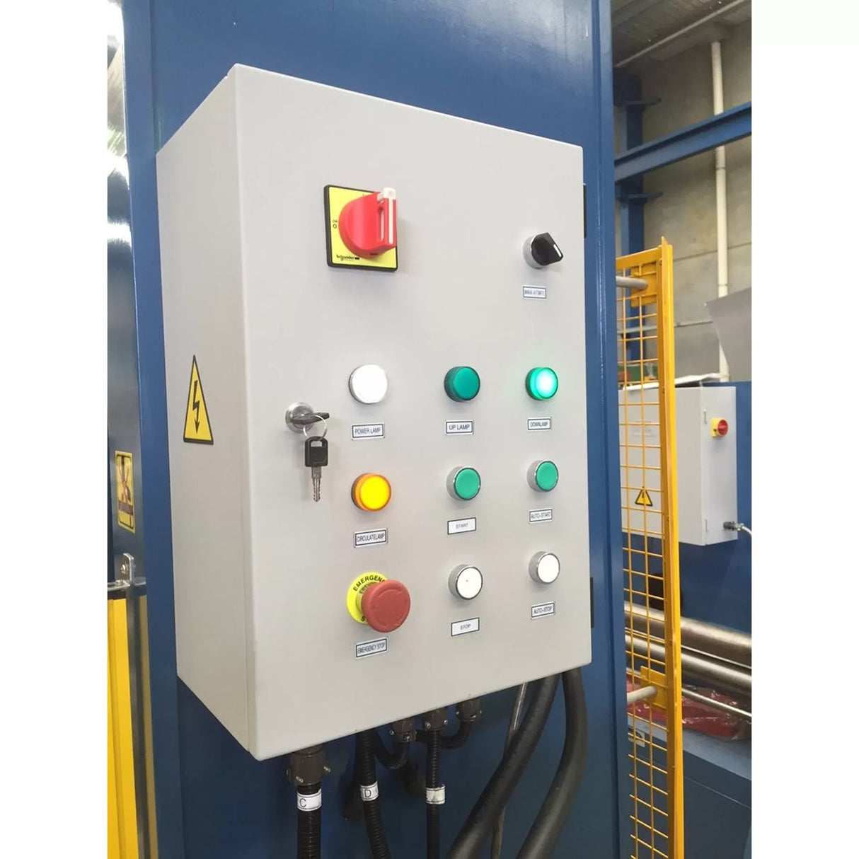 Hydraulic Press, 310 Ton Capacity, Heavy Duty Industrial