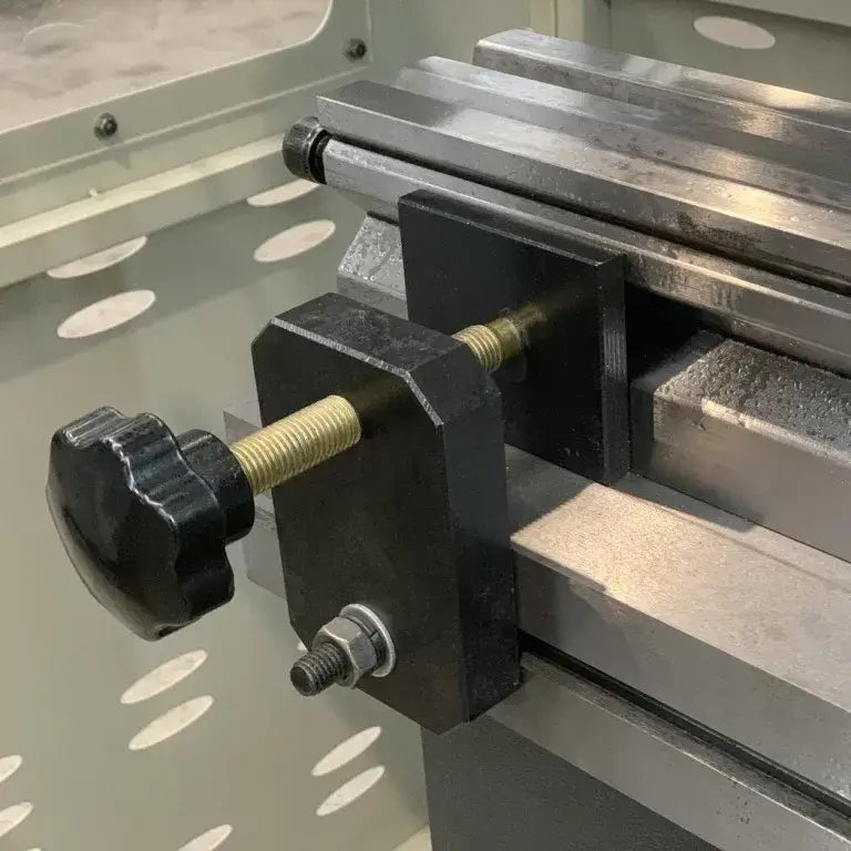 CNC Hydraulic Pressbrake. 3200mm x 90Ton. 2 Axis CNC iCON Graphical