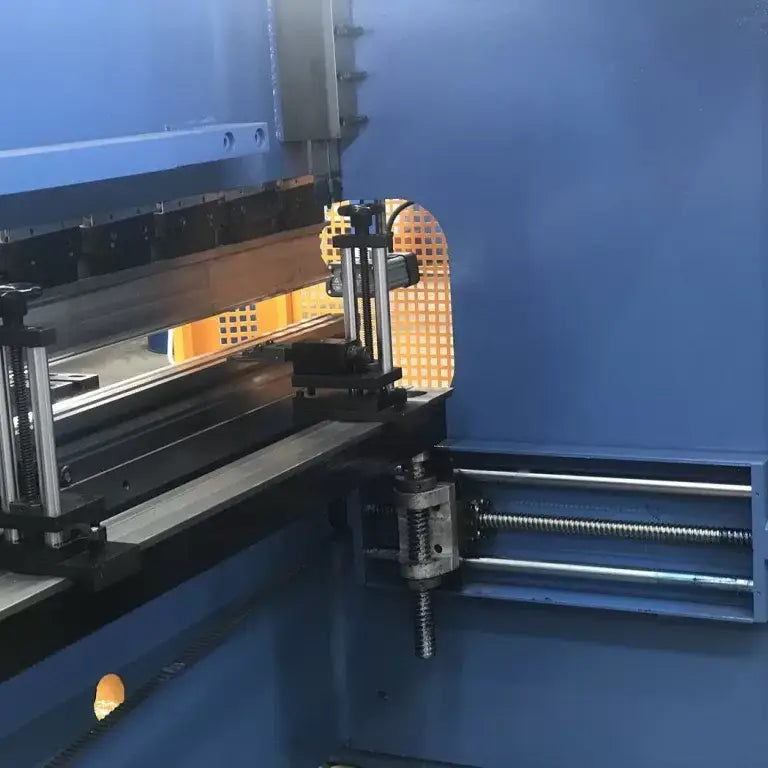 ULTIMO CNC Pressbrake 3200mm x 90Ton. 2 Axis Graphical CNC Controller, Precision Servo Drive.