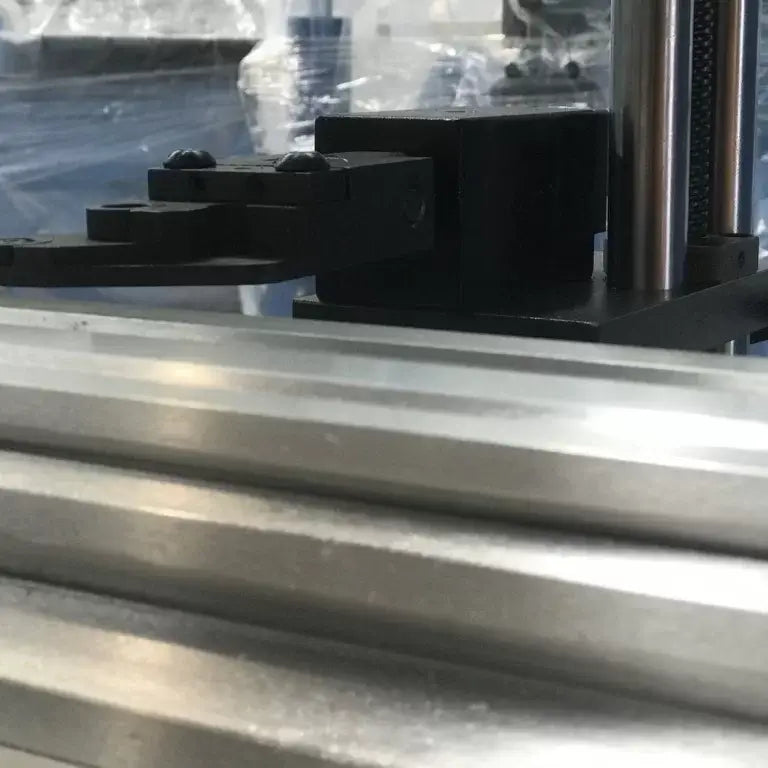 ULTIMO CNC Pressbrake 3200mm x 90Ton. 2 Axis Graphical CNC Controller, Precision Servo Drive.