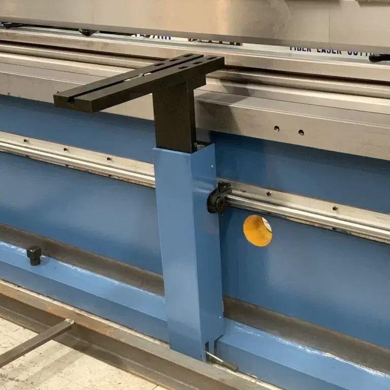 Ultimo CNC Pressbrake 4000mm x 175Ton. 2 Axis Graphical CNC Controller, Precision Servo Drive.