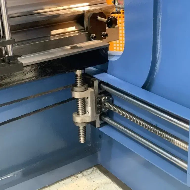 Ultimo CNC Pressbrake 4000mm x 175Ton. 2 Axis Graphical CNC Controller, Precision Servo Drive.