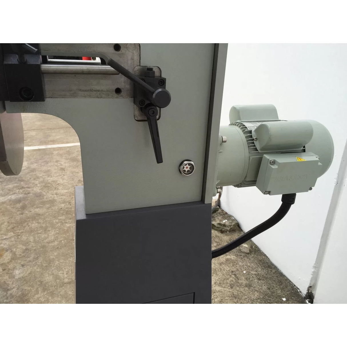 SM-EMR-RT-1.6 Jenny Swage. 240Volt. Steelmaster Motorised, 1.6mm Capacity, 280mm Throat