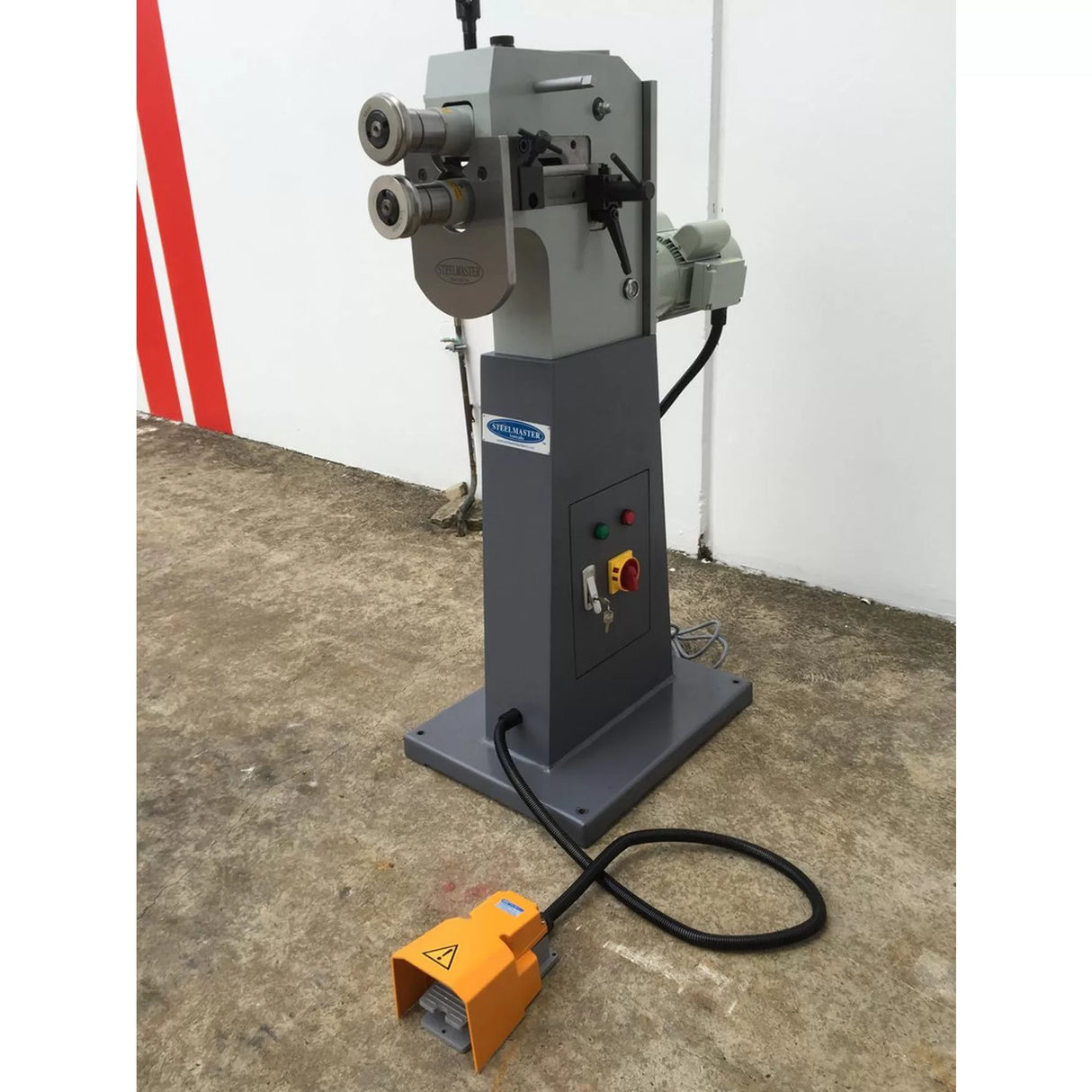 SM-EMR-RT-1.6 Jenny Swage. 240Volt. Steelmaster Motorised, 1.6mm Capacity, 280mm Throat