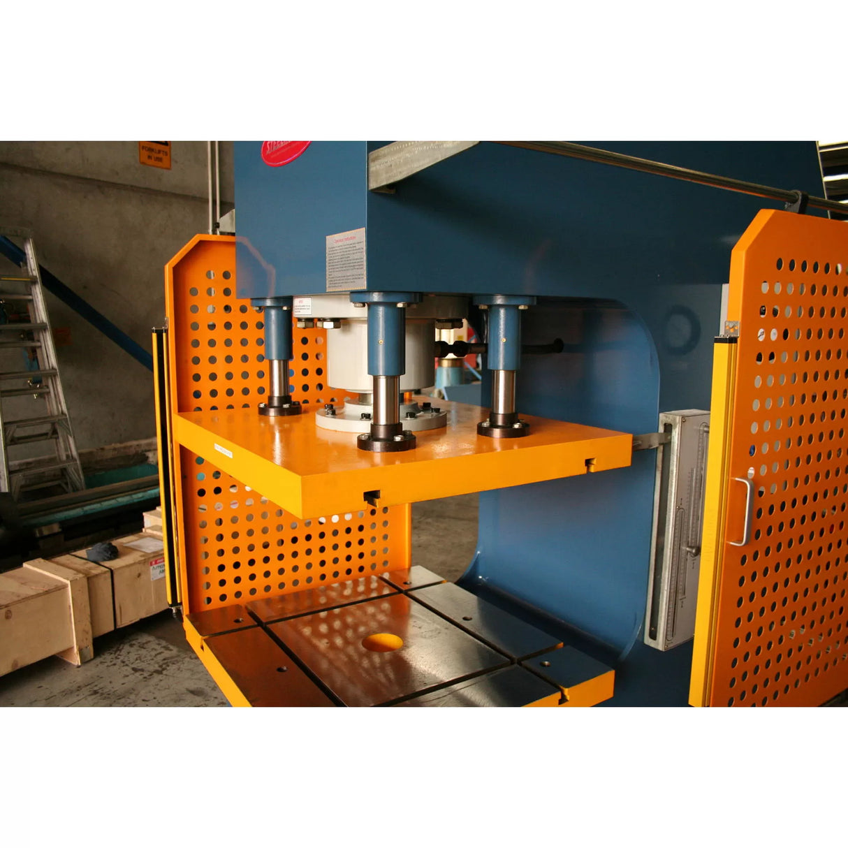 Open Front Hydraulic Press, 200 Ton Capacity, Heavy Duty