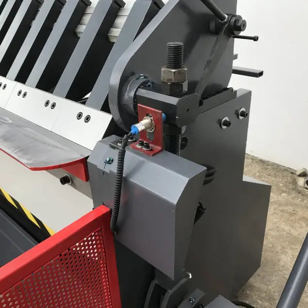 ASSET INDUSTRIAL. 240Volt. HFM-2-1300B Hydraulic Panbrake Folder. 1300mm x 2mm.