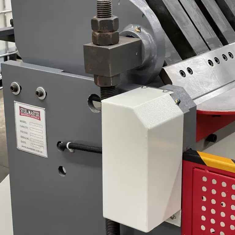 240Volt Hydraulic Panbrake Folder, 2500mm x 2mm