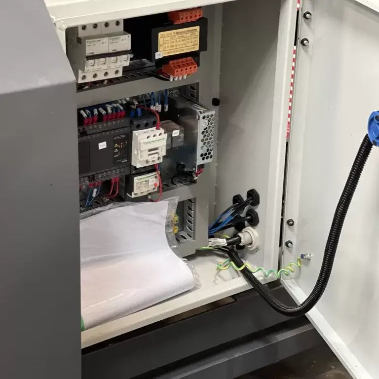 240Volt Hydraulic Panbrake Folder, 2500mm x 2mm