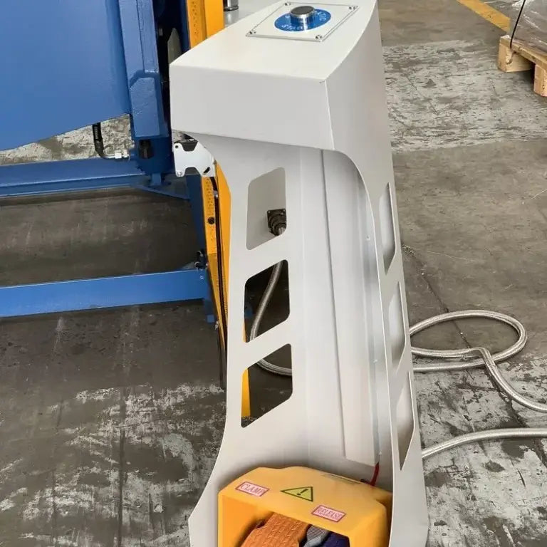 Panbrake Folder, Full Hydraulic, 2500mm x 4mm with Quick Set Angle Fold Setting