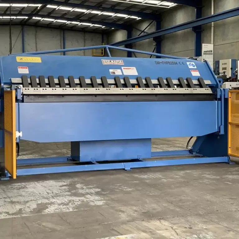 Panbrake Folder, Full Hydraulic, 2500mm x 4mm with Quick Set Angle Fold Setting