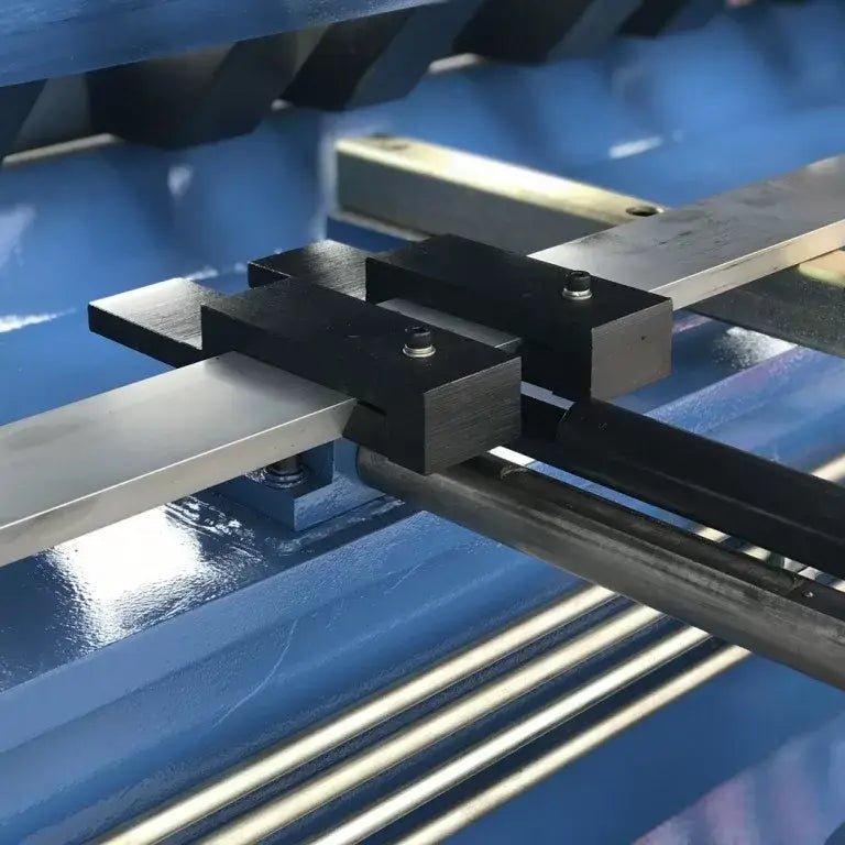 Panbrake Folder, Full Hydraulic, 2500mm x 4mm with NC1 Programmable Angle Controller