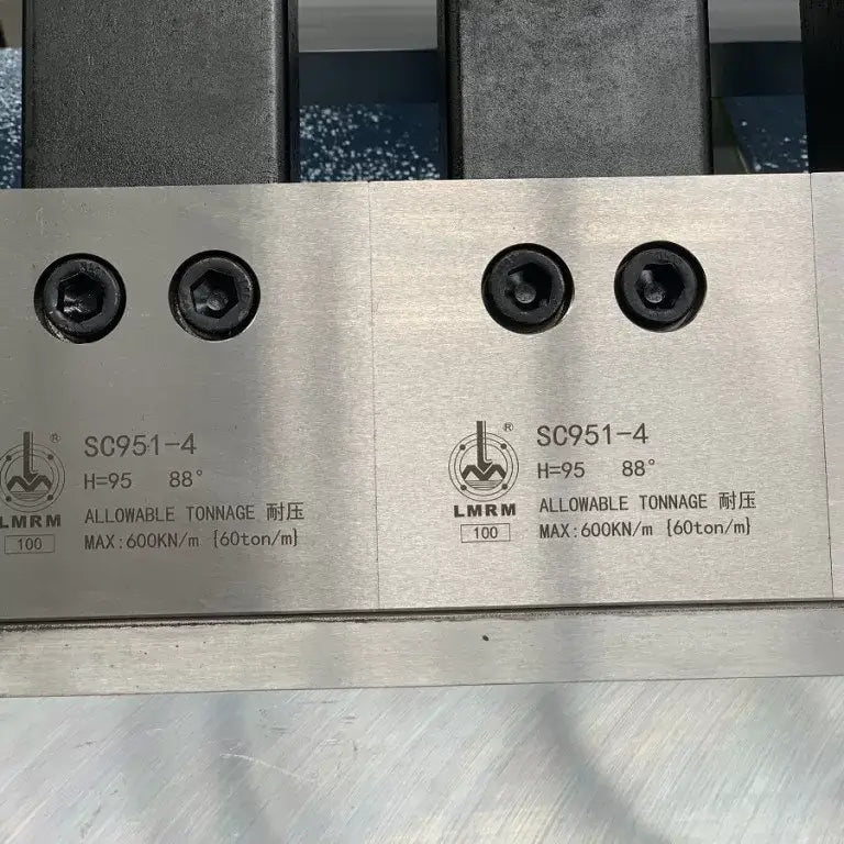 Panbrake Folder, Full Hydraulic, 2500mm x 4mm with NC1 Programmable Angle Controller