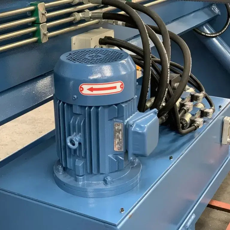 Panbrake Folder, Full Hydraulic, 2500mm x 4mm with NC1 Programmable Angle Controller