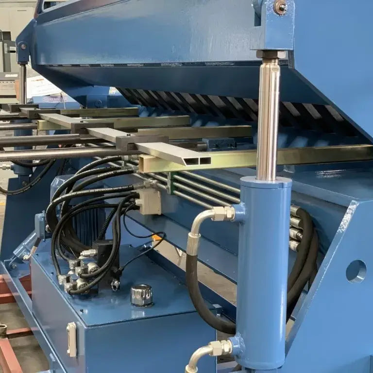 Panbrake Folder, Full Hydraulic, 2500mm x 4mm with NC1 Programmable Angle Controller