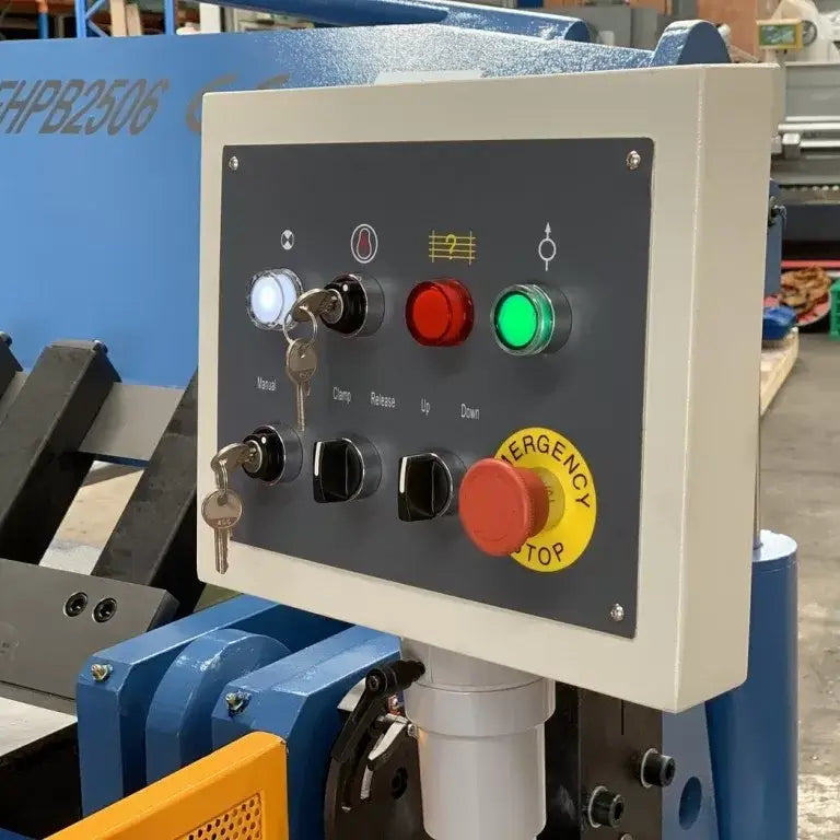 Panbrake Folder, Full Hydraulic, 2500mm x 5mm with Quick Set Angle Fold Setting