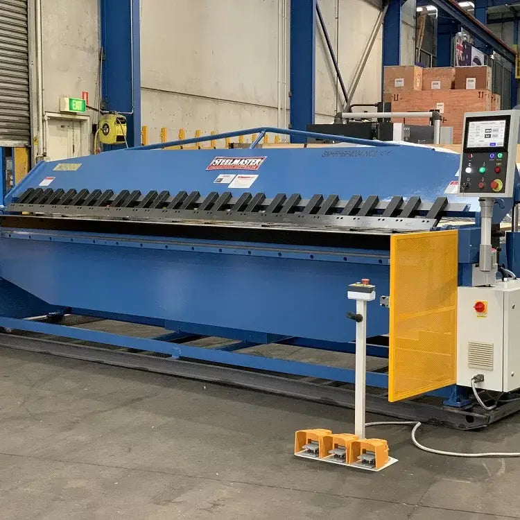 Panbrake Folder, Full Hydraulic, 2500mm x 5mm with NC2 Programmable Angle Controller