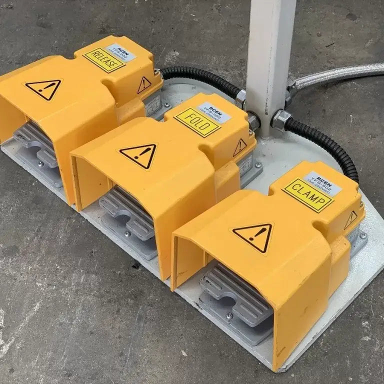 Panbrake Folder, Full Hydraulic, 3200mm x 4mm with NC1 Programmable Angle Controller