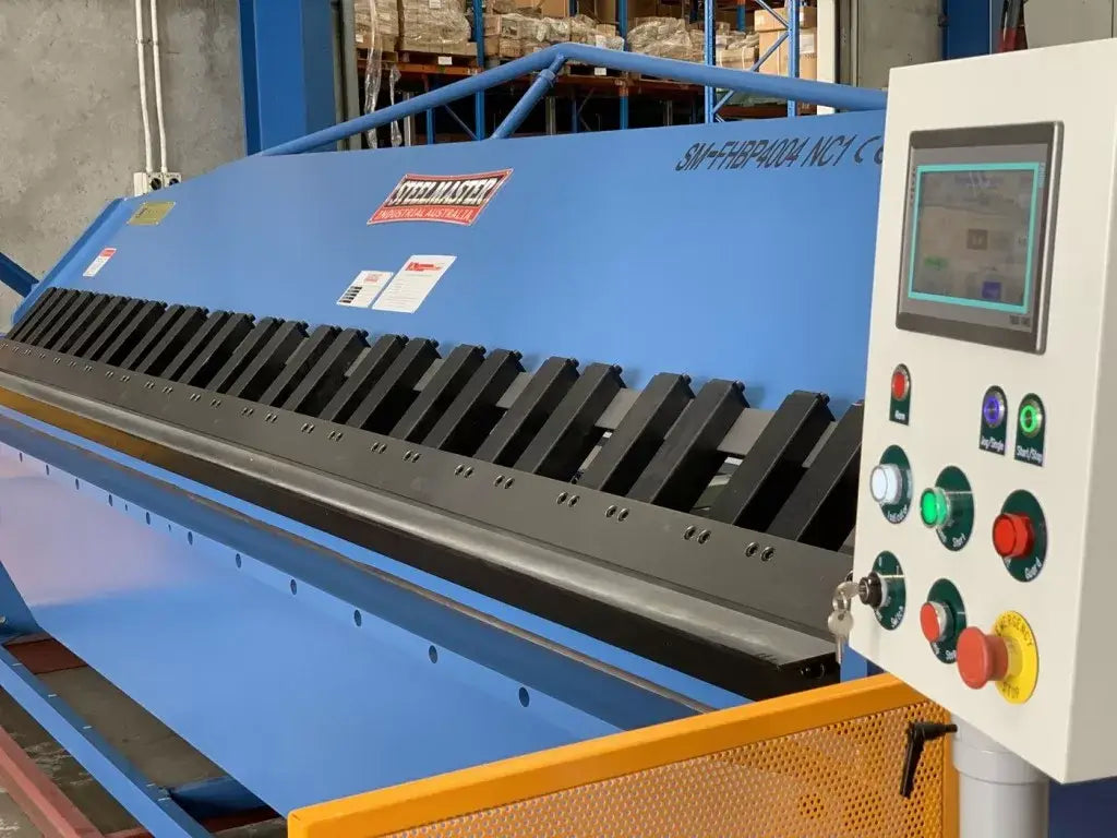 Panbrake Folder, Full Hydraulic, 4000mm x 4mm with NC1 Programmable Angle Controller