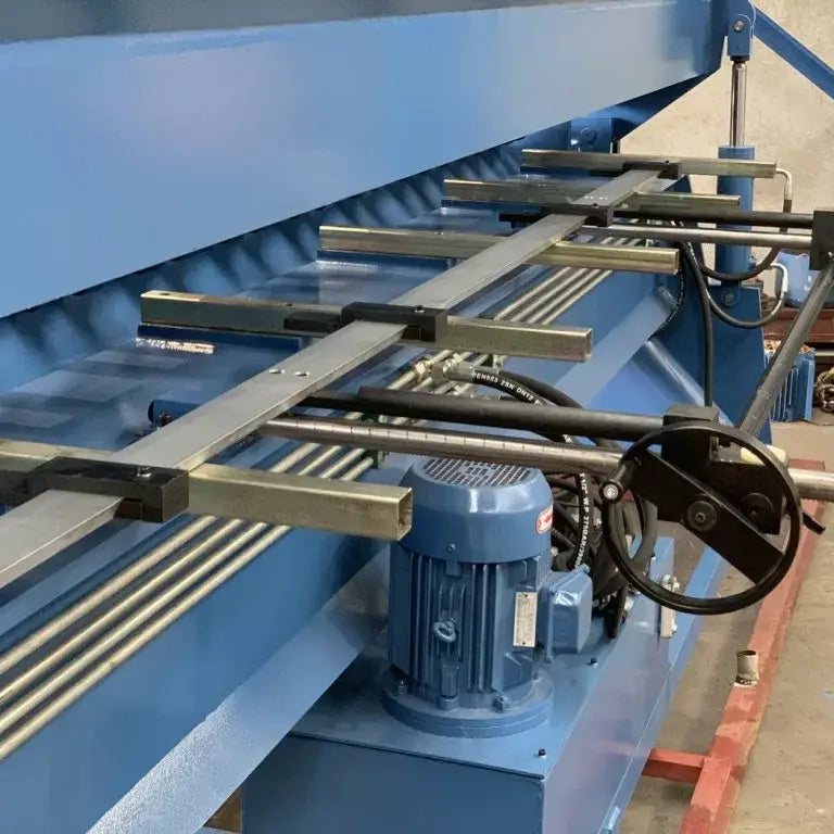 Panbrake Folder, Full Hydraulic, 4000mm x 4mm with NC1 Programmable Angle Controller