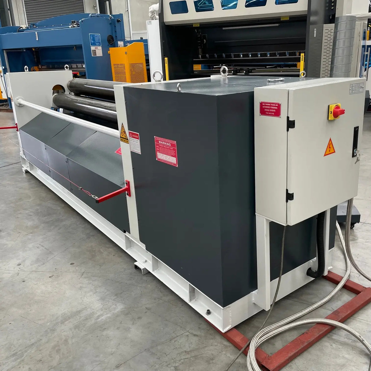 Plate Curving Roller, 2500mm x 4mm, Motorised Pinch Type Operation