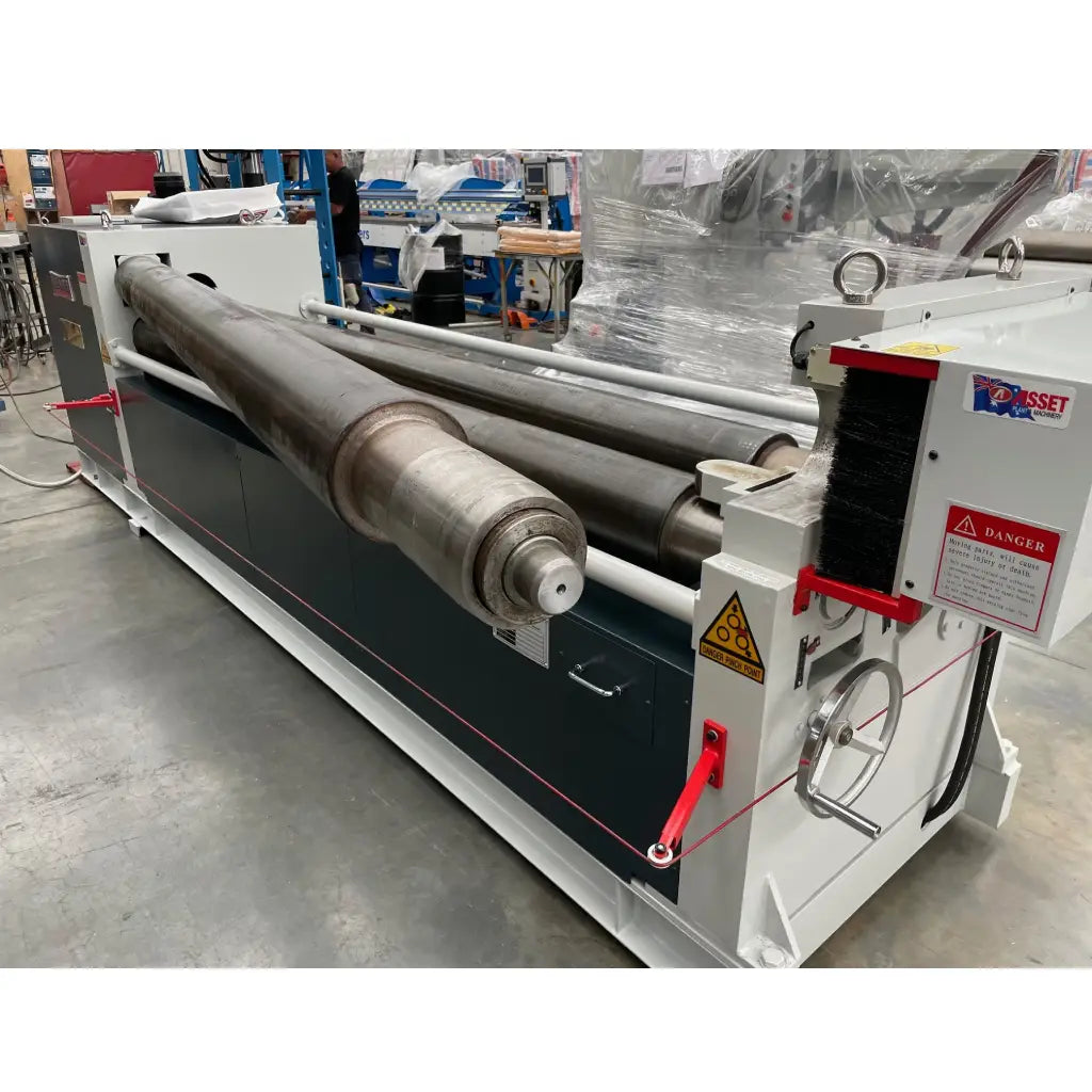 Plate Curving Roller, 2500mm x 4mm, Motorised Pinch Type Operation