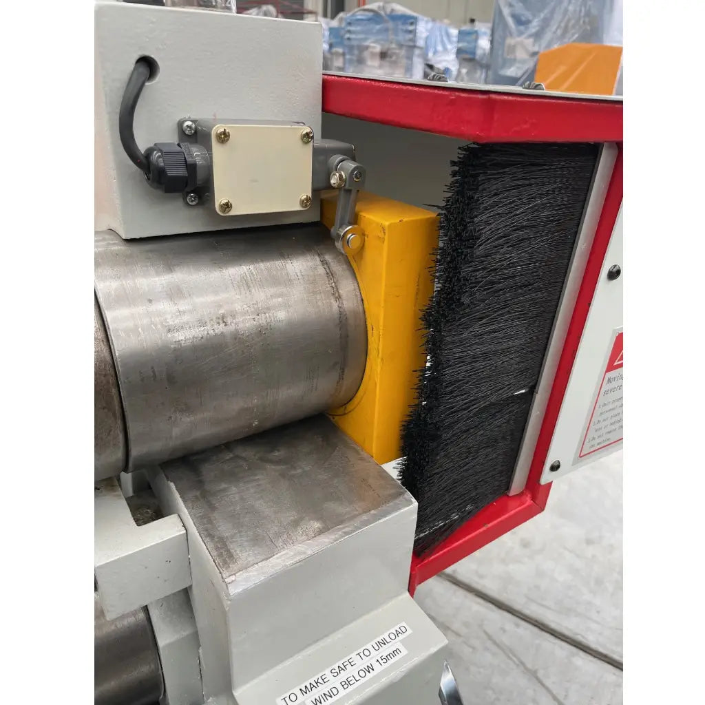 Plate Curving Roller, 2500mm x 4mm, Motorised Pinch Type Operation