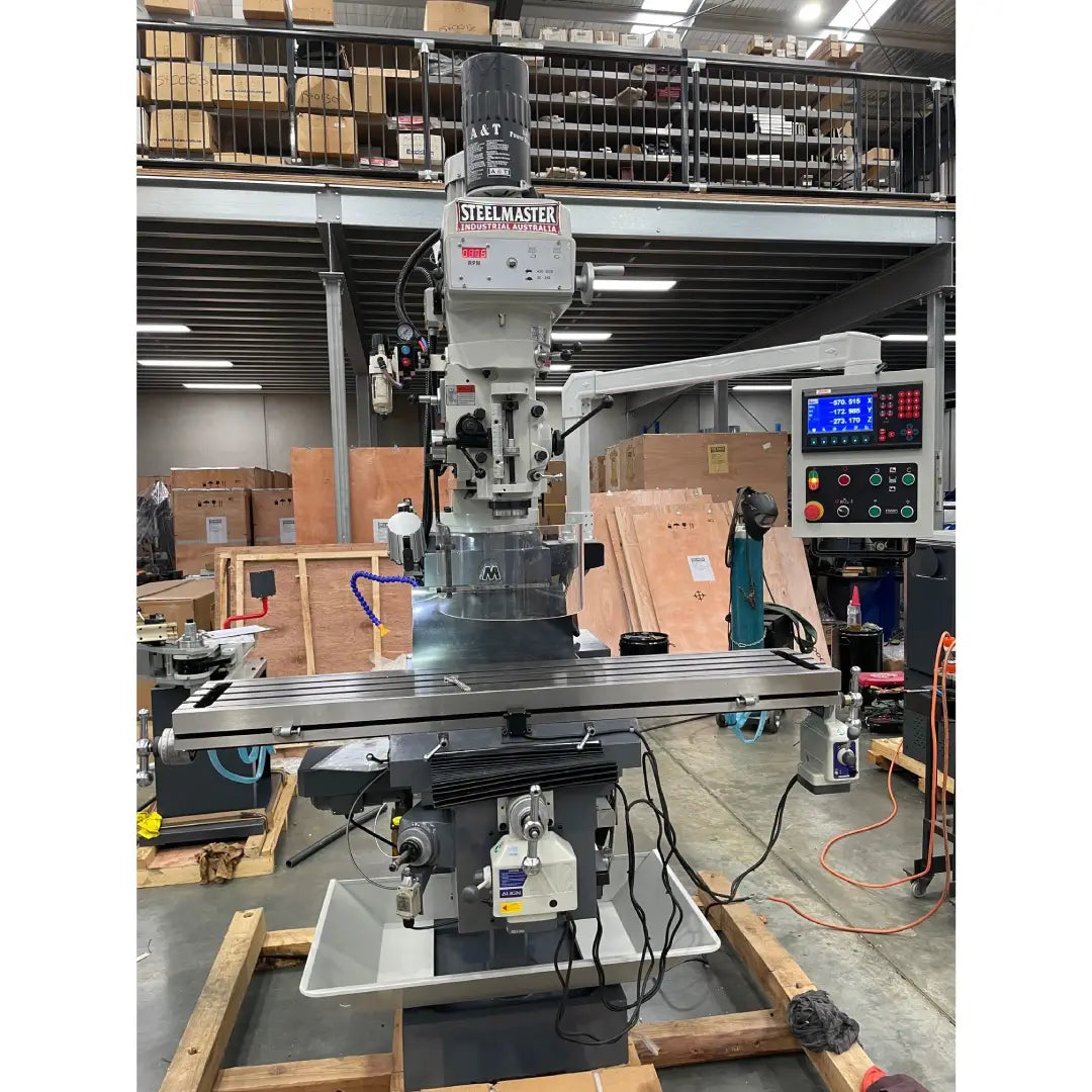 Turret Mill, Pwr Draw Bar, ISO40 Spindle, 2 Axis Power Feed, 3 Axis DRO