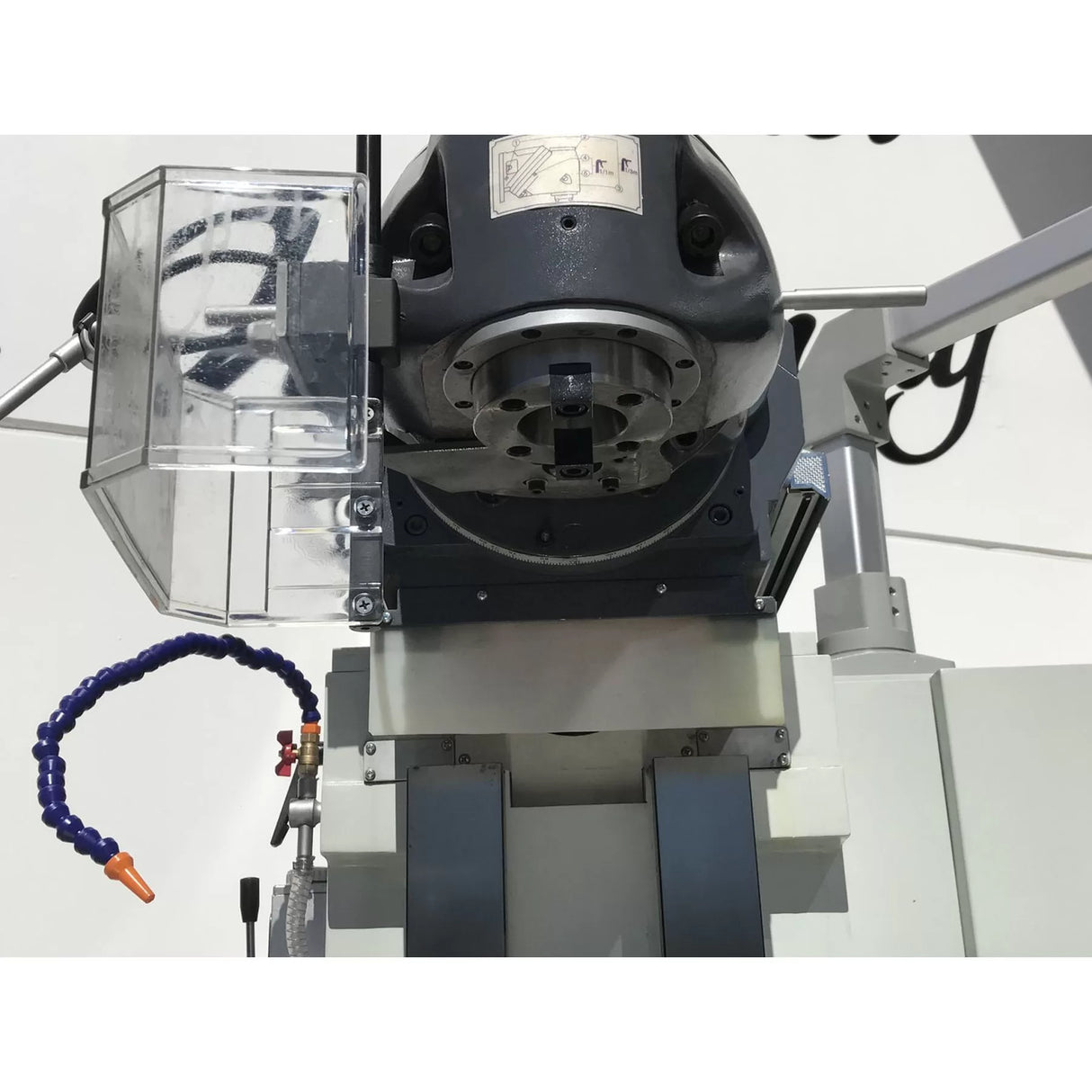 Universal Mill, 1600mm x 500mm Table, ISO 50 Vertical Spindle, 3 Axis DRO