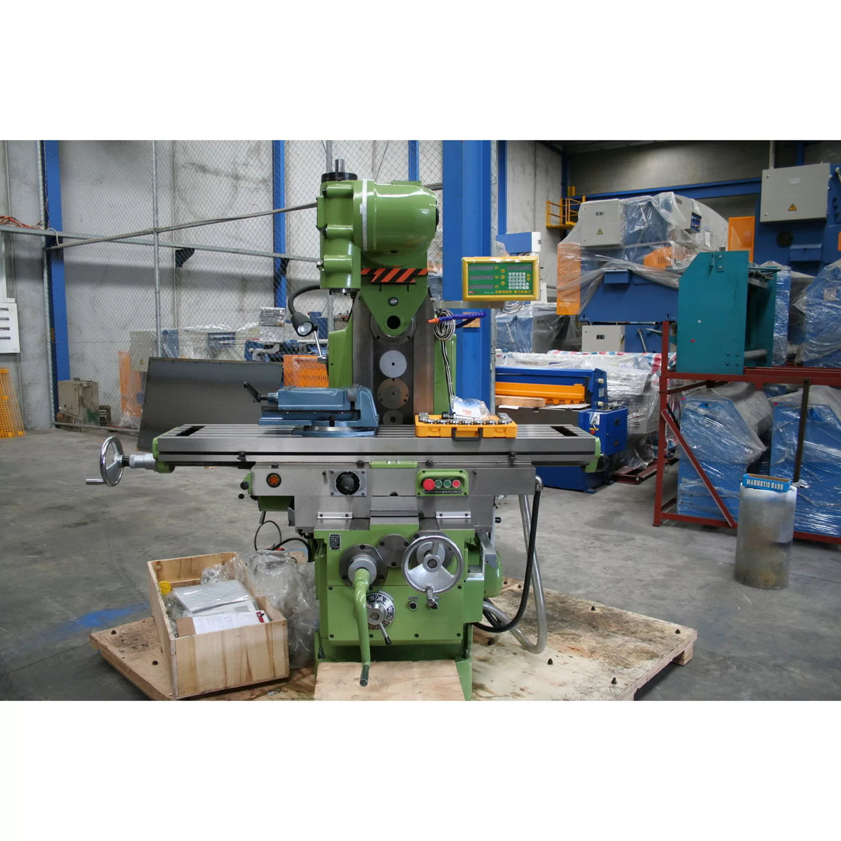Universal Mill, ISO 50 Horizontal & ISO 40 Vertical Spindles