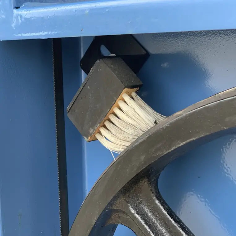 Steelmaster SM-VB400 Vertical Bandsaw 400mm Deep Throat Tilting Table